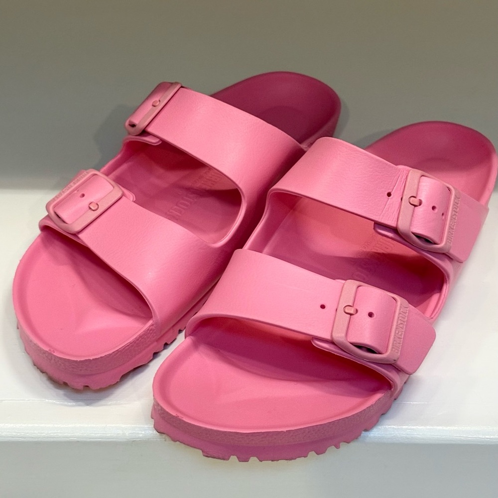 Birkenstock || Arizona Essentials Sandals in Candy Pink - Picture 4 of 9